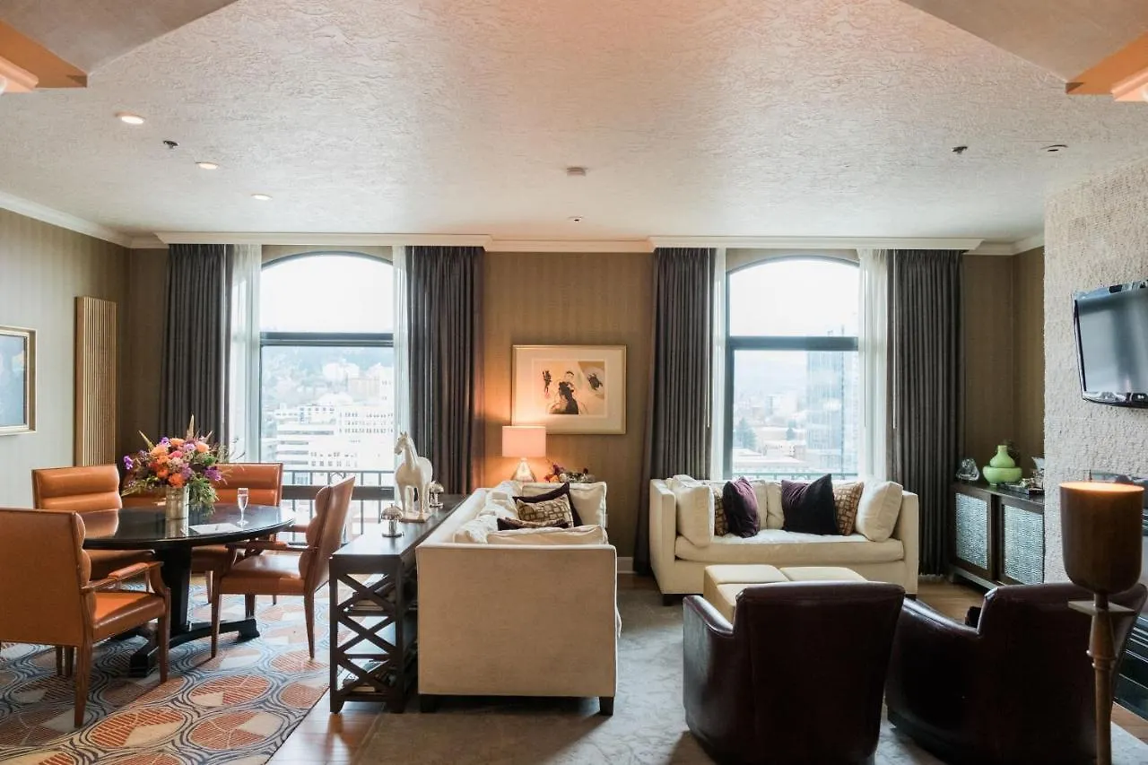 Dossier Hotel Portland
