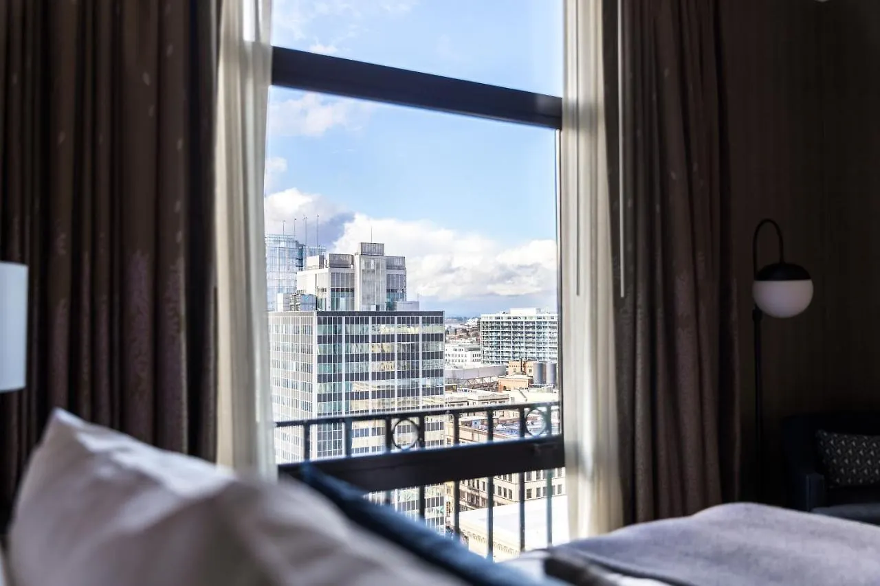 Dossier Hotel Portland