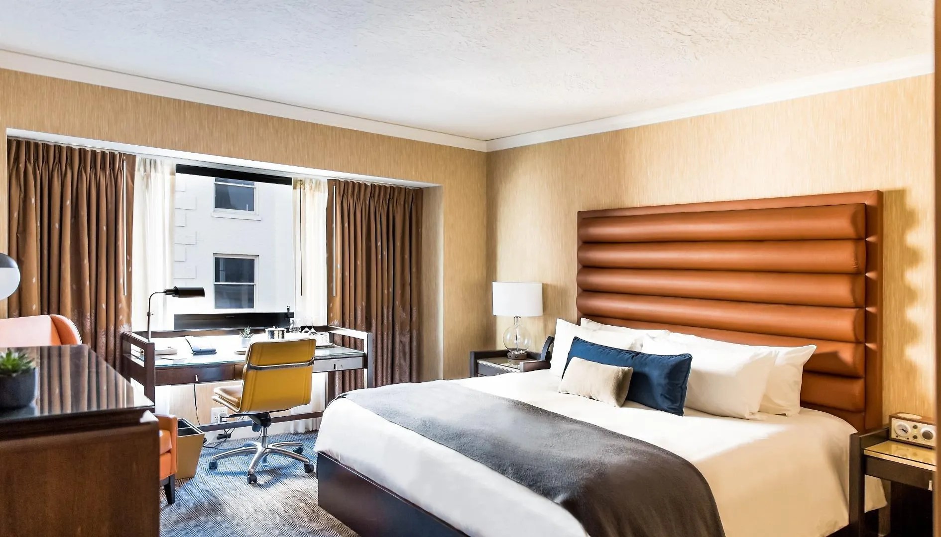 Dossier Hotel Portland 4*,