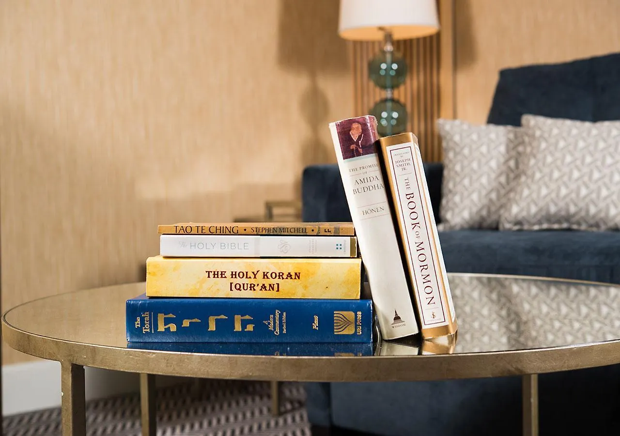 Dossier Hotel Portland